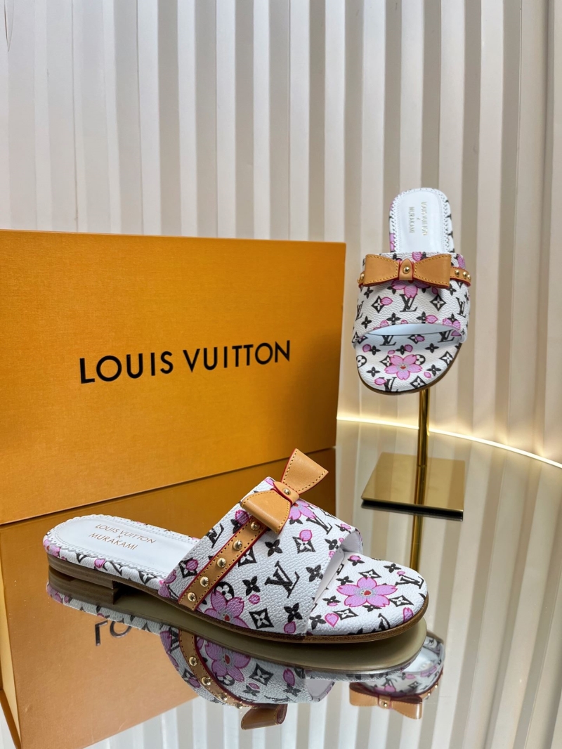 l0vis Vvtt0n slippers